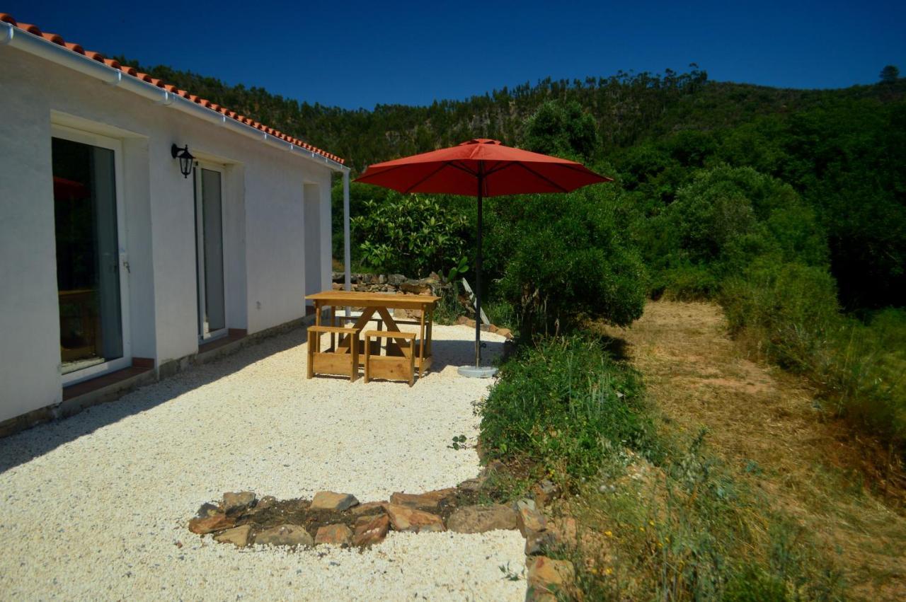 Cozy House In Beautiful Valley, Close To The Beach Odeceixe Bagian luar foto